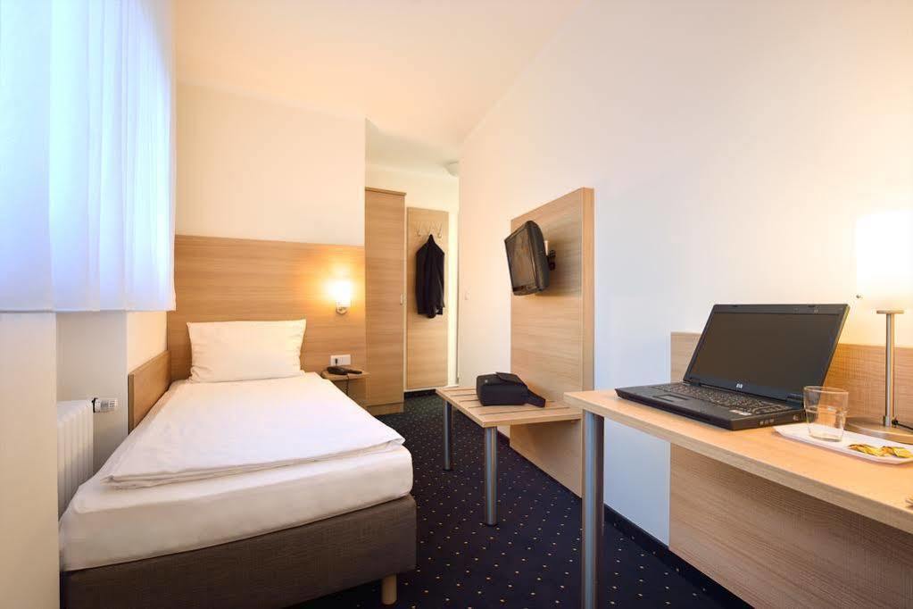 Hotel Celina Niederrheinischer Hof Krefeld Eksteriør bilde
